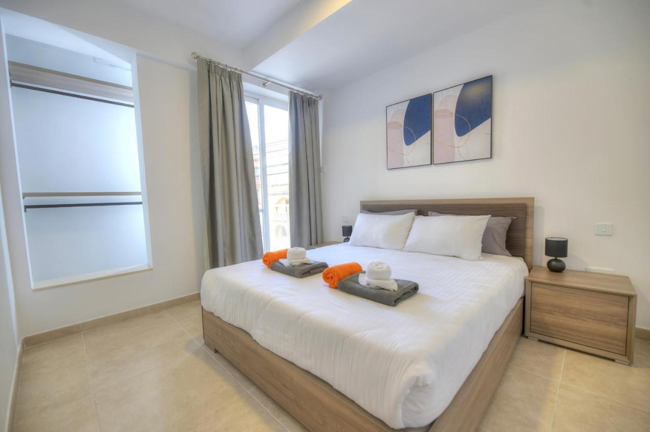 Brand New And Tastefully Furnished 2 Bedroom Apartment Ddif1-2 グジラ エクステリア 写真